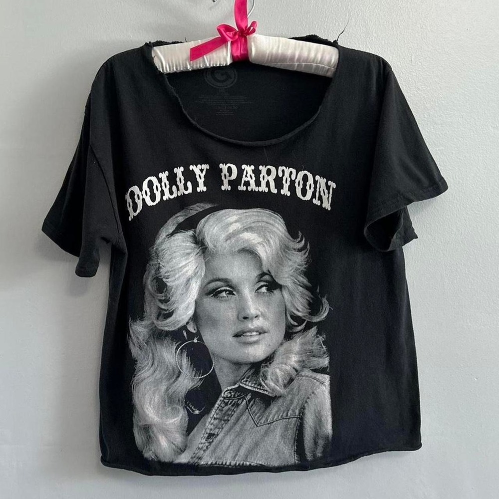 Dolly Parton vintage graphic t shirt